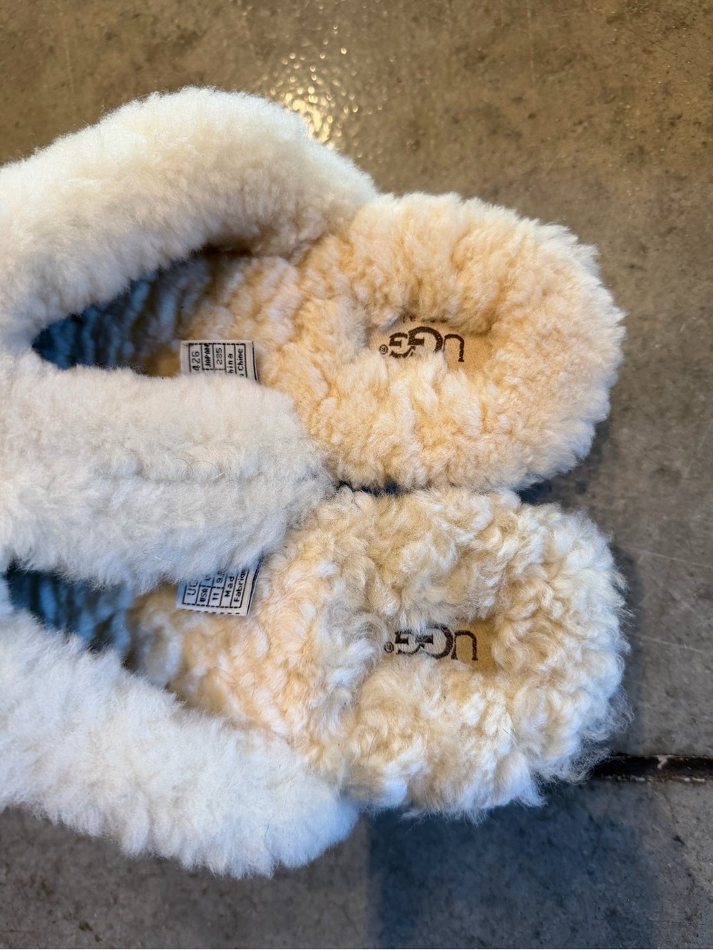Ugg clogs - Picture 2 of 6